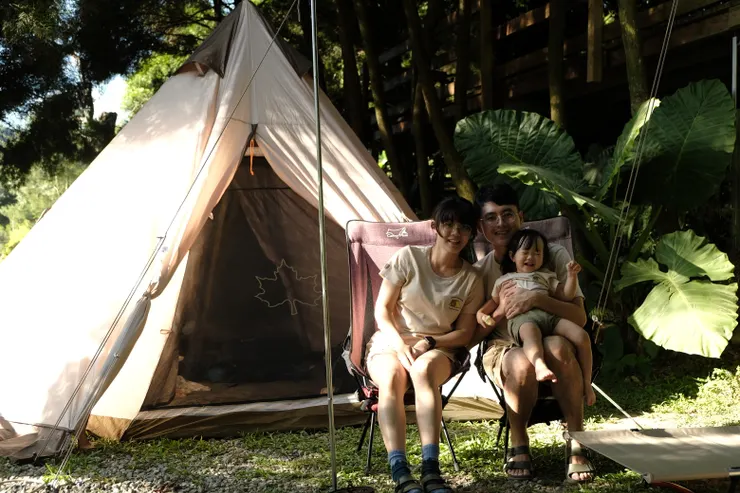 被抓回來笑得很開心