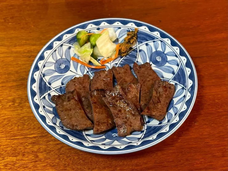 這份就是1.5人份量的鹽燒牛脷套餐