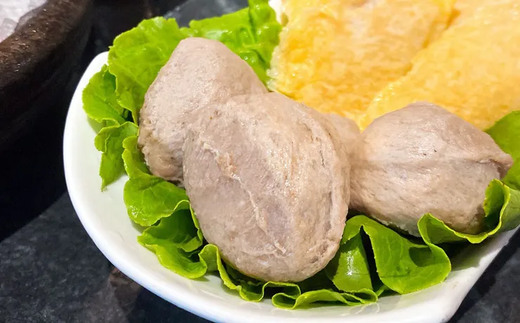 【武鶴和牛火鍋-吉林總店】A5和牛吃到飽、鱈場蟹腳吃到飽,送波士頓龍蝦│台北火鍋吃到飽推薦