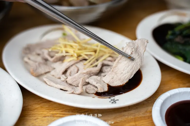 [永和樂華夜市美食]鐘點棧當歸鴨，隱身樂華夜市巷弄，在地飄香10年的溫補好滋味，內用免費續湯，捷運永安市場站美食推薦，附最新菜單