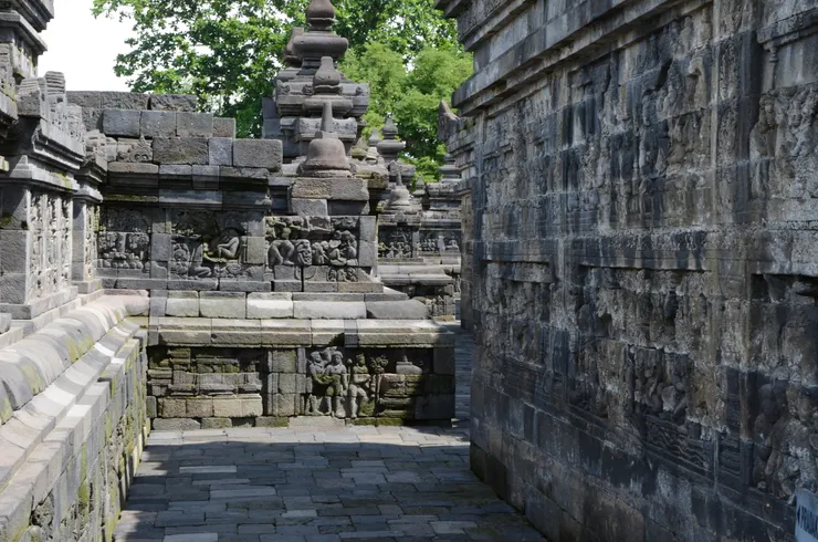 走進婆羅浮屠一窺文化瑰寶