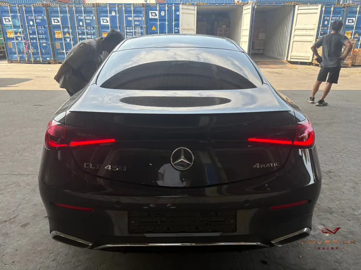 Mercedes-Benz CLE450 Coupe 順利抵台拆櫃！從韓國現場監督裝櫃、海運回台到開櫃驗車，全流程公開，帶你了解外匯車如何做到透明、安全、可追溯。
