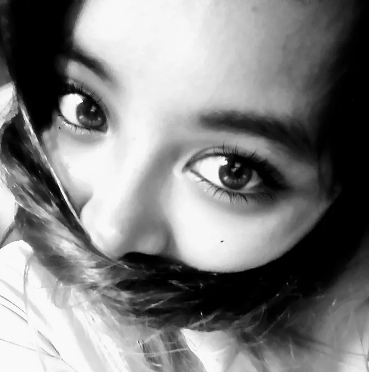 頭髮已經長到可以讓我這樣玩了