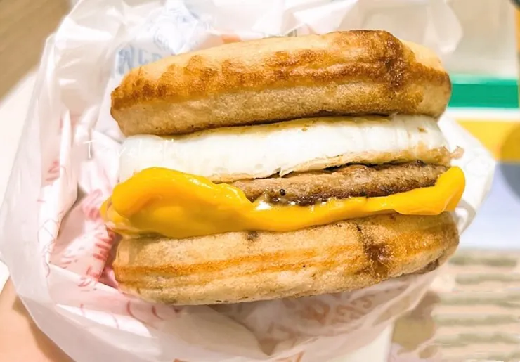 美味早餐-鬆餅堡