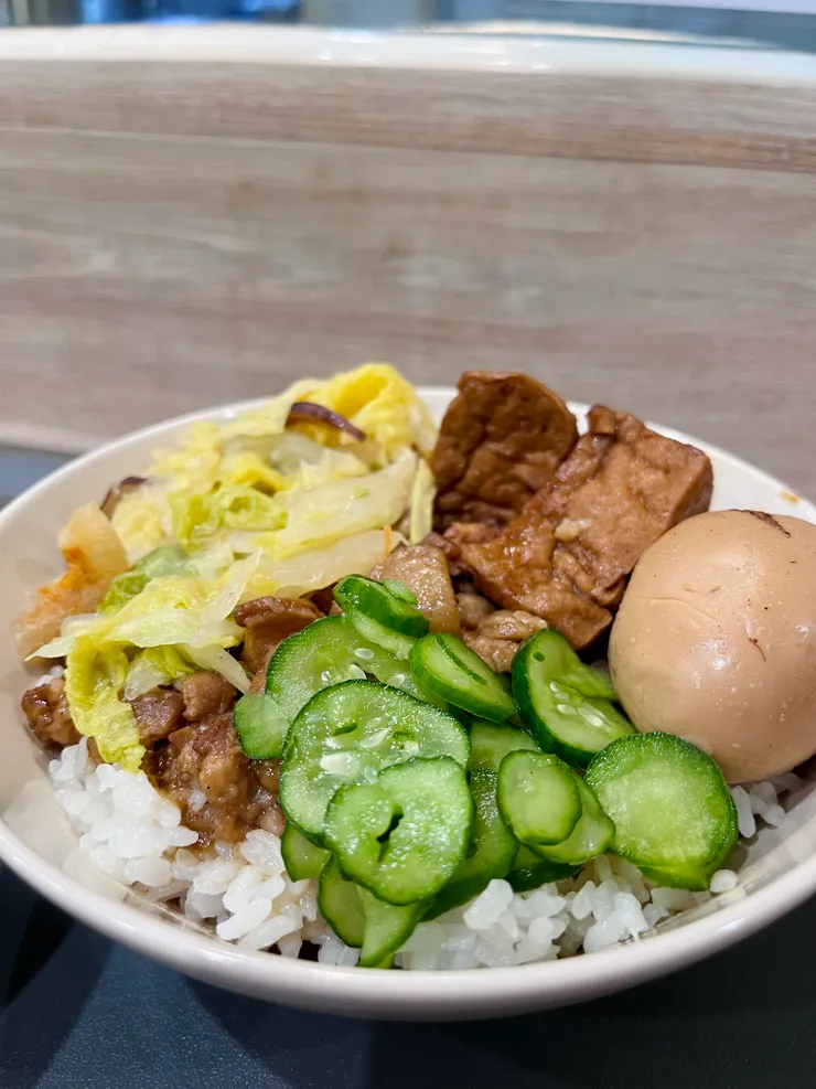 滷肉飯便當$85