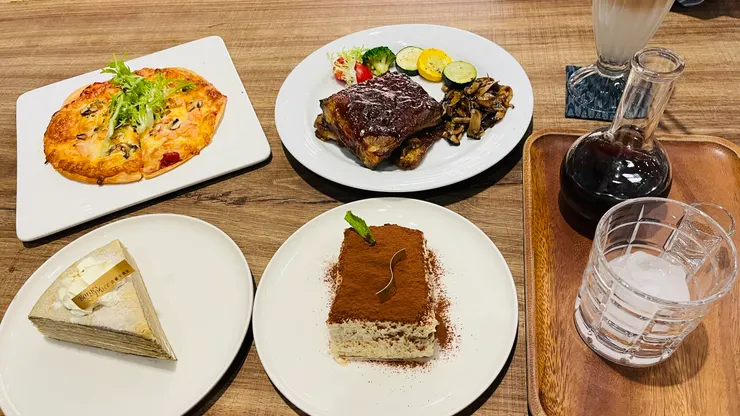 鹹食＋甜點＋飲料的組合剛剛好。