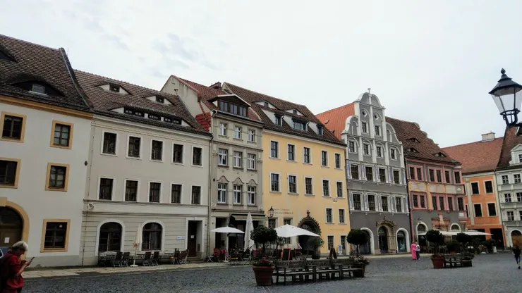 很多眼睛的屋頂