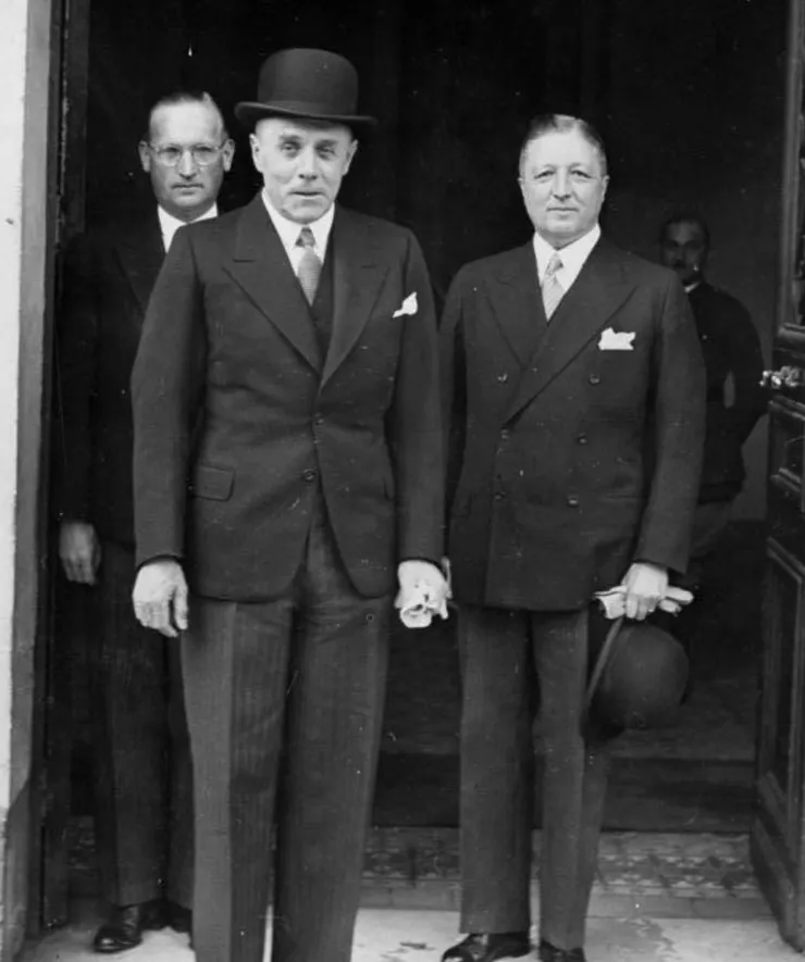 路德维希·贝克时任德国驻巴黎武官