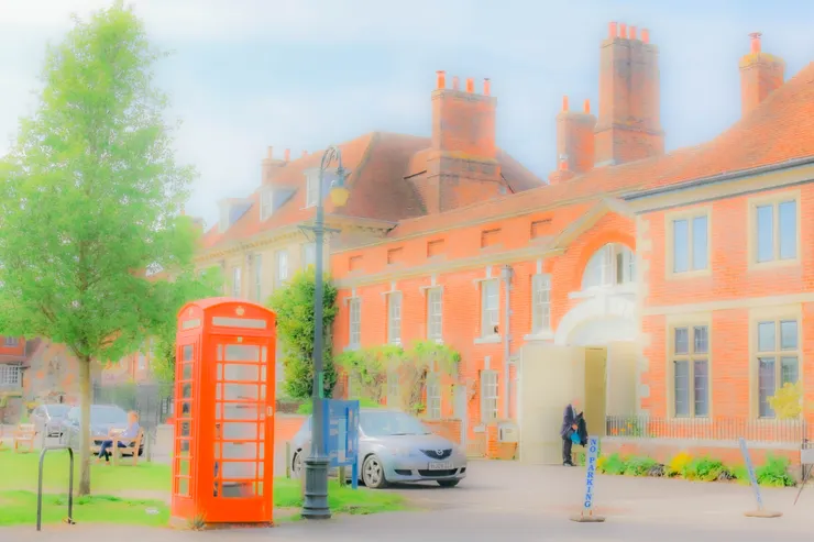 索爾茲伯里街上一景