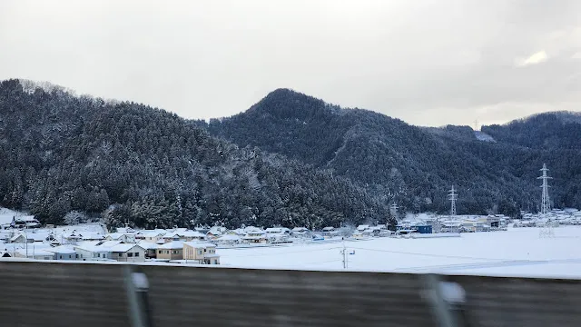 福井外邊的冰天雪地