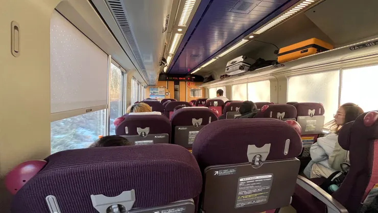 這次搭到的JR指定席座位都超舒服