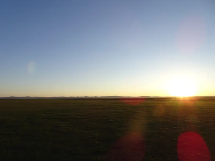 日出草原