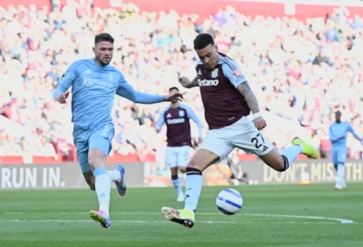 羅渣士射門破網助阿士東維拉領先1:0