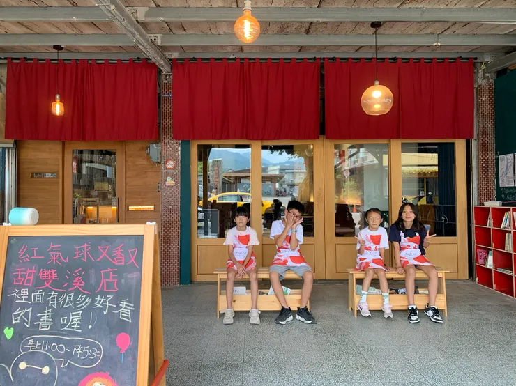 每一個小小店長都是書店死忠粉絲。