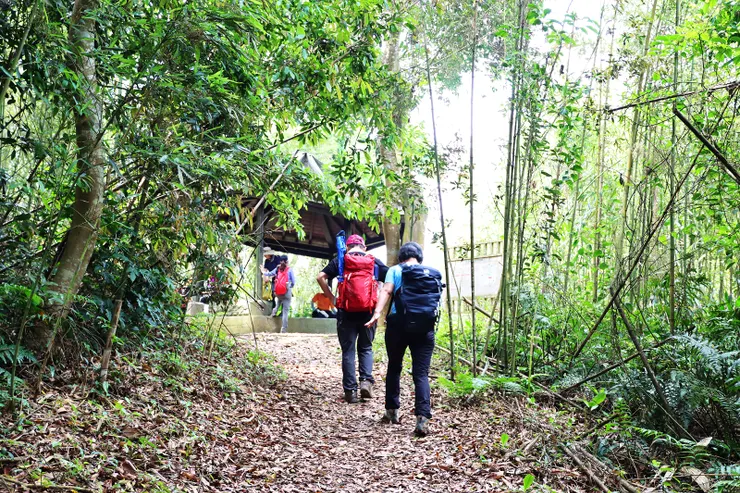 ▲13:20抵達百壽亭，三角點在涼亭旁。