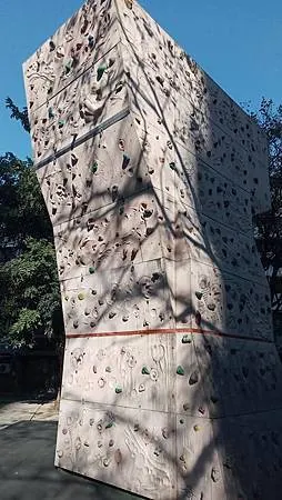 [新北旅遊]新店區溜公公園、北新藝術廣場，優質運動設施、堪比