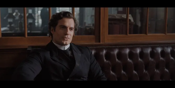 帥到讓人出戲（？）的Henry Cavill飾演大偵探Sherlock Holmes