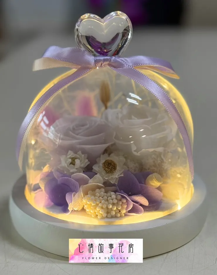 送禮怎麼挑?台南超夢幻玻璃花盅+乾燥花禮推薦!畢業季、情人節、生日都適用 心情故事花房