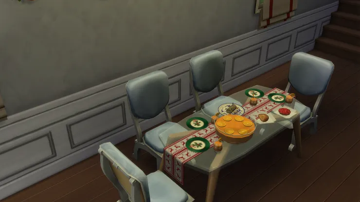 我特意用紅色的桌布配上綠色的碟子，果然鮮紅和鮮綠最能代表聖誕節。