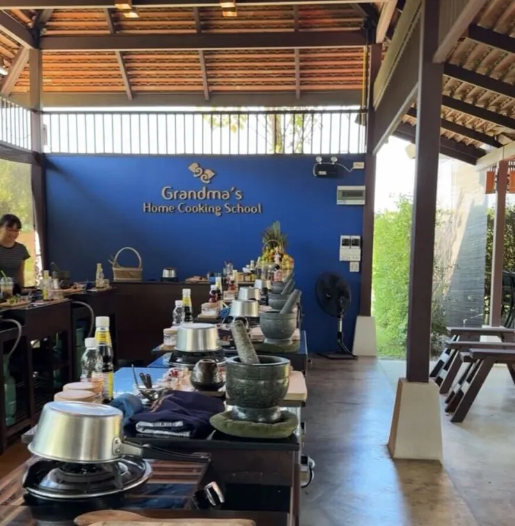 Grandma's Home Cooking School