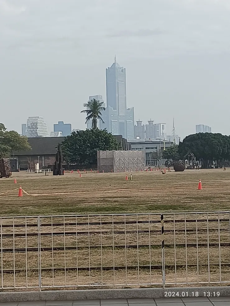 哈瑪星站觀85大樓