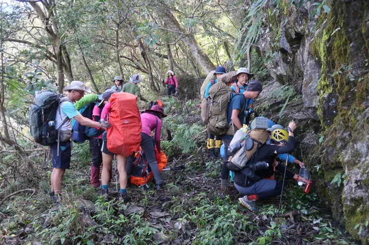 山壁からの水がおいしかった