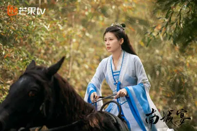 女主角 小強子／拂曉 （趙昭儀 飾演）