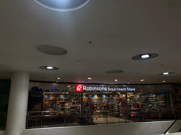 菲律賓版的玩具反斗城