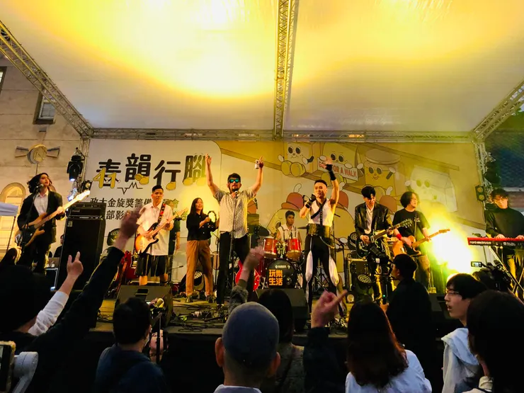 膀胱普照的八十八顆芭樂籽 x 撞克茫客