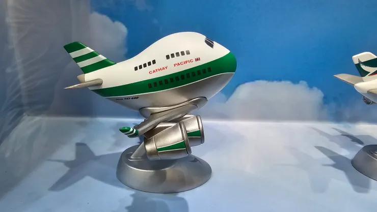 這是國泰航空經典的舊塗裝!