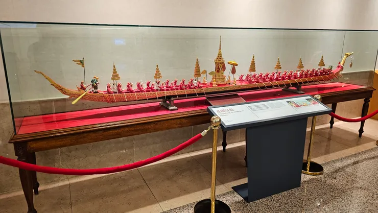 這是泰國皇船!泰航飛機曾經有過泰國皇船的彩繪塗裝!