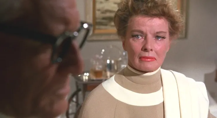 Katharine Hepburn憑《誰來晚餐》拿下生涯第二座奧斯卡最佳女主角