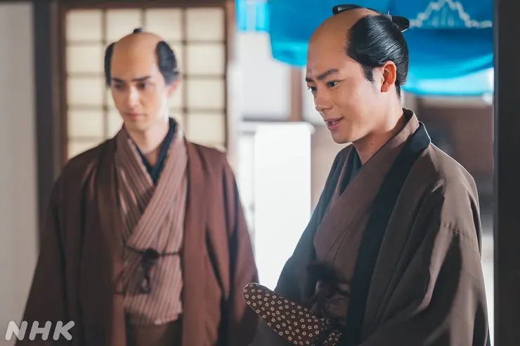 臨走前來拜訪蔦重的定信