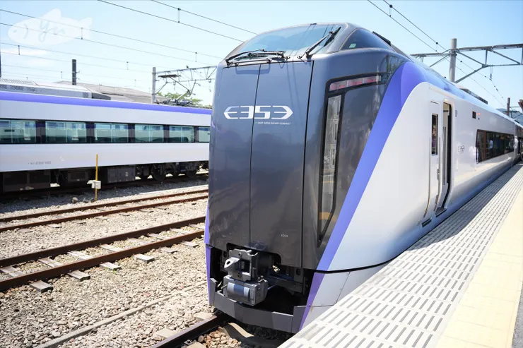 富士回遊車廂會拆開