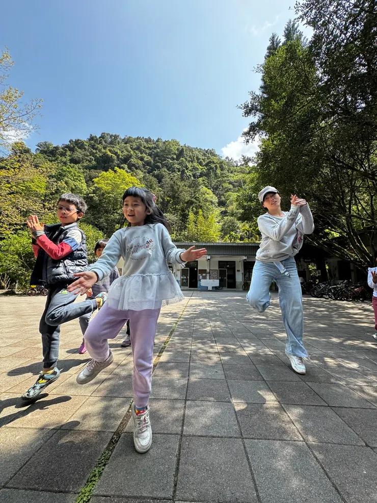 運動會前的飛舞