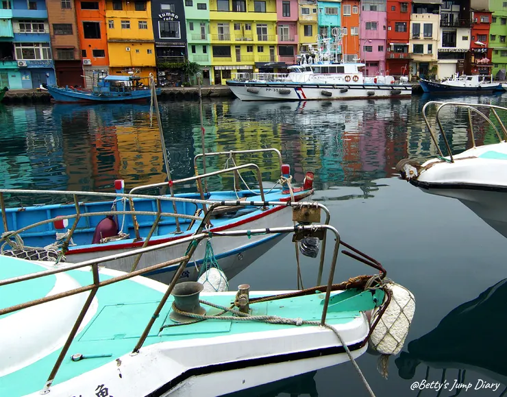 ▲基隆正濱漁港色彩屋/ 圖片來源：Betty's Jump Diary