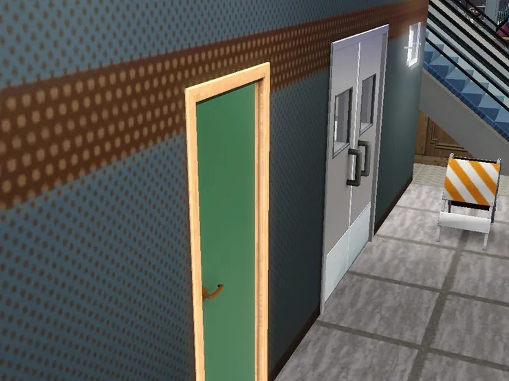 雜物房跟店長室和員工休息室的門很不同，特意選簡約點。