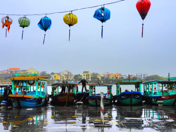 會安港口的停泊船隻