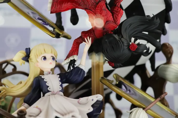 動畫第一季的凱特與艾蜜莉可