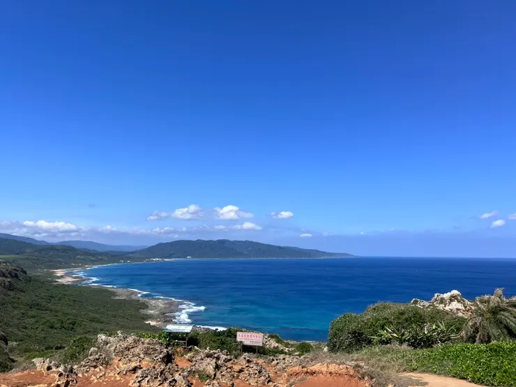 海的藍色還有層次
