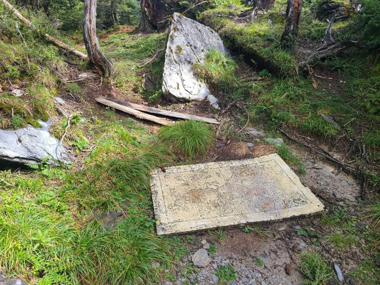 巴巴山屋遺址