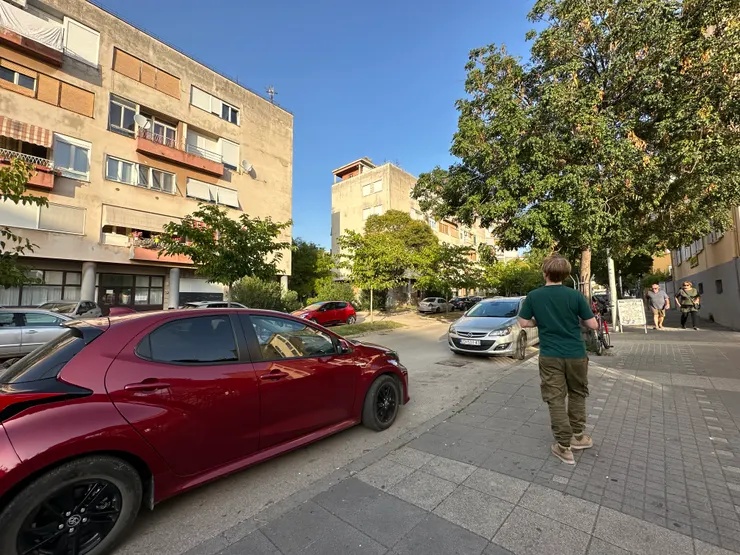 札達爾的共產時代建築