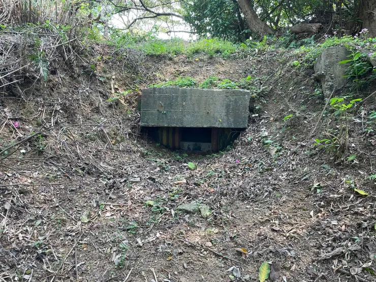 疑似廢棄軍事碉堡