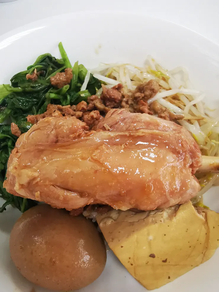 黑豬棒腿飯--90台票--吃不膩的簡單