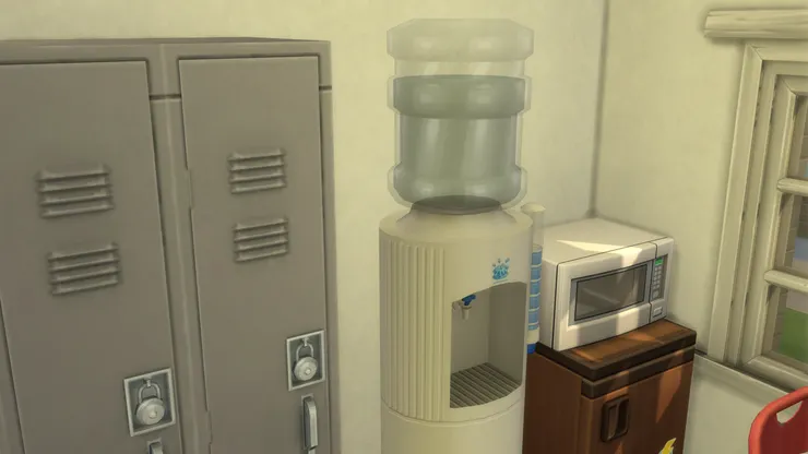 休息室當然有飲水機、雪櫃和微波爐。這些是休息室/辦公室的標配。