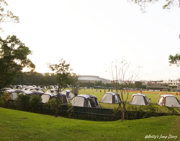 ▲名人堂花園大飯店-棒球露營帳篷/ 圖片來源：Betty's Jump Diary