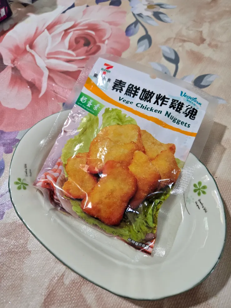 看到素炸雞能不試嗎？試！