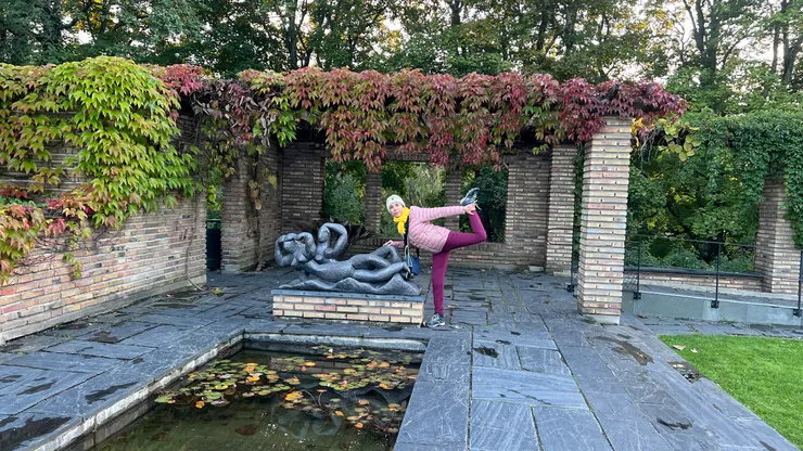 吃飽飯活動一下筋骨