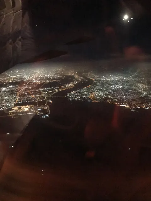 飛行日記(56) 阿聯酋航空 杜拜DXB - 台北TPE  EK366