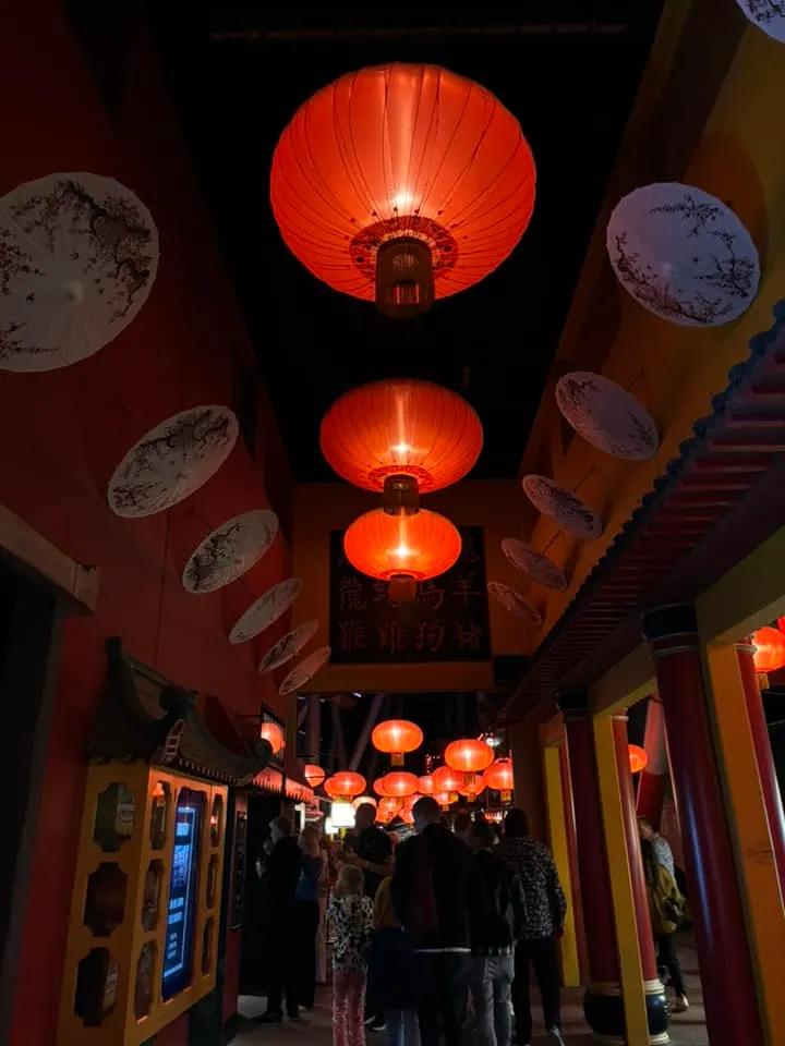 園區內有一區是中國城